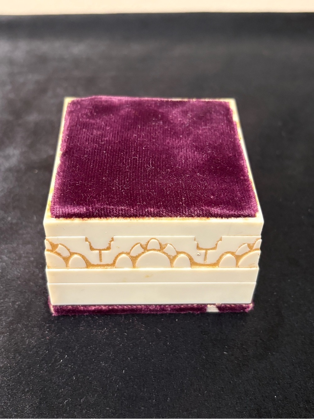 Rare Vintage 1940’s Kay Jewelers Art Deco Ring Display Box - Picture 4 of 9